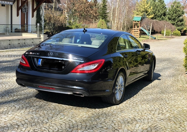 Mercedes-Benz CLS cena 67650 przebieg: 365000, rok produkcji 2011 z Skierniewice małe 191